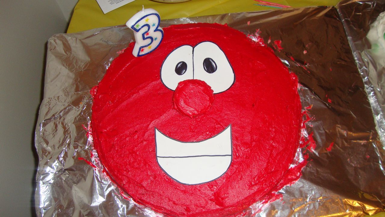 Our Bob the Tomato Cake
