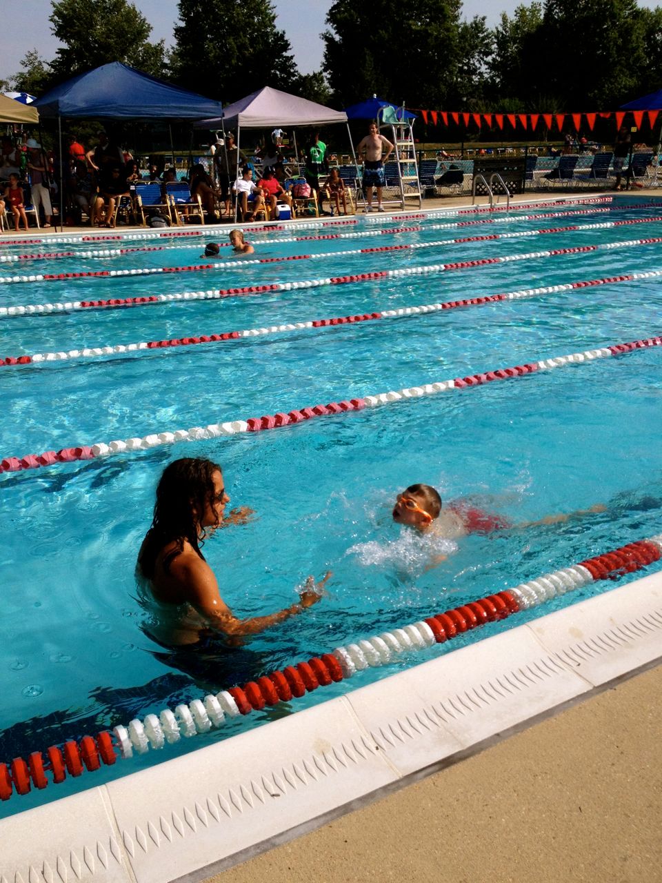 Boogie with Coach Paul swimming the 25M Freestyle