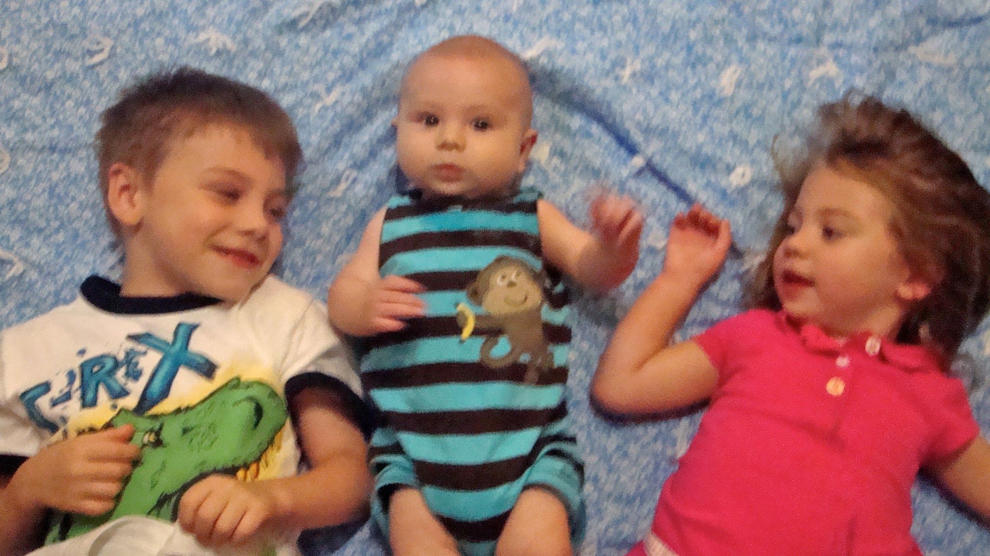 Of the sibling pics I took that day, this is my favorite...though I wish it was clearer