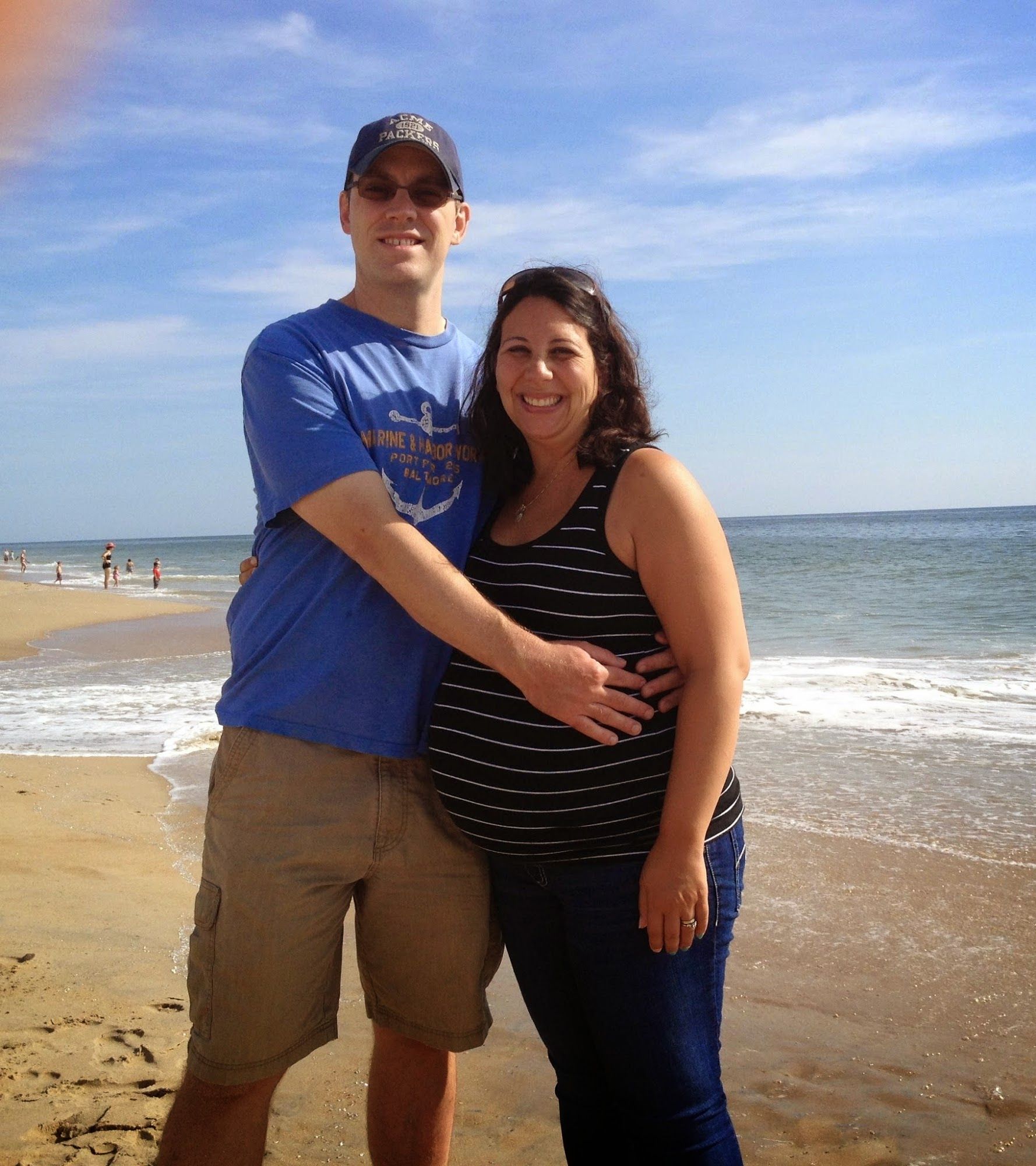  30 weeks pregnant at the beach 