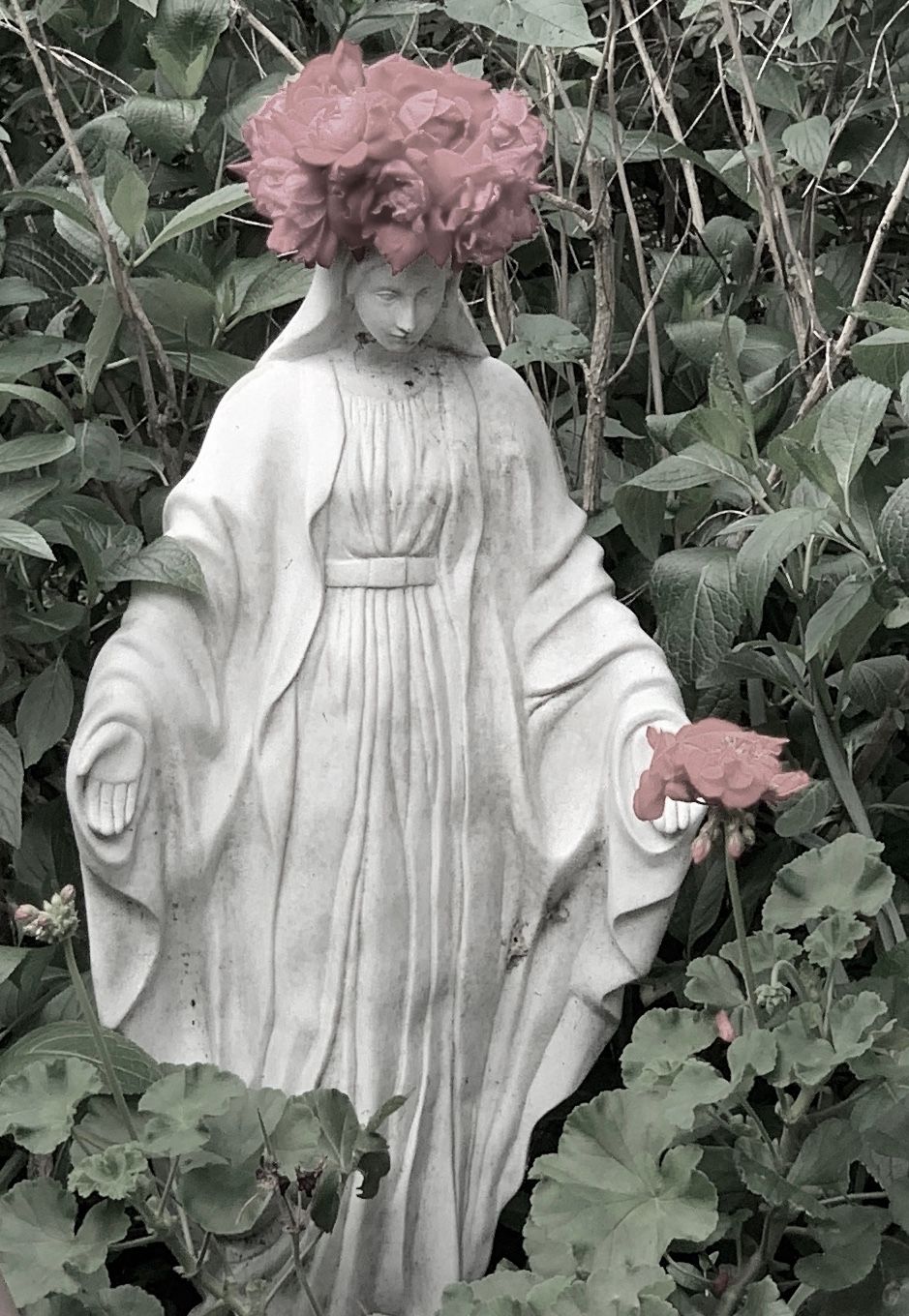 This from the annual May crowning at my FIL's home last year